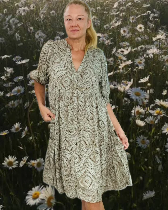 Young Goddess Kitty Dress