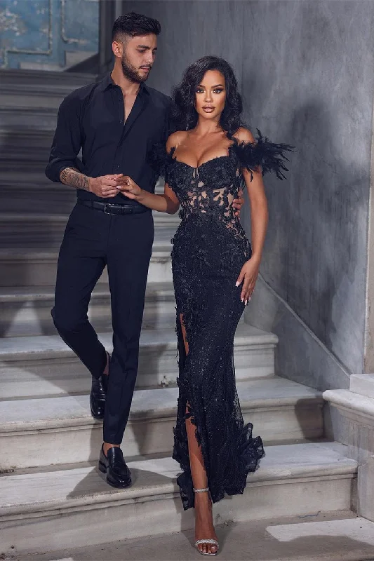 Chic Black Floor Length Sleeveless Off-The-Shoulder Mermaid Lace Prom Dress with Split Chic Black Floor Length Sleeveless Off-The-Shoulder Mermaid Lace Prom Dress with Split